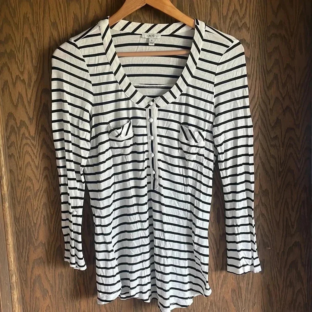 Black & White Stripped Top
